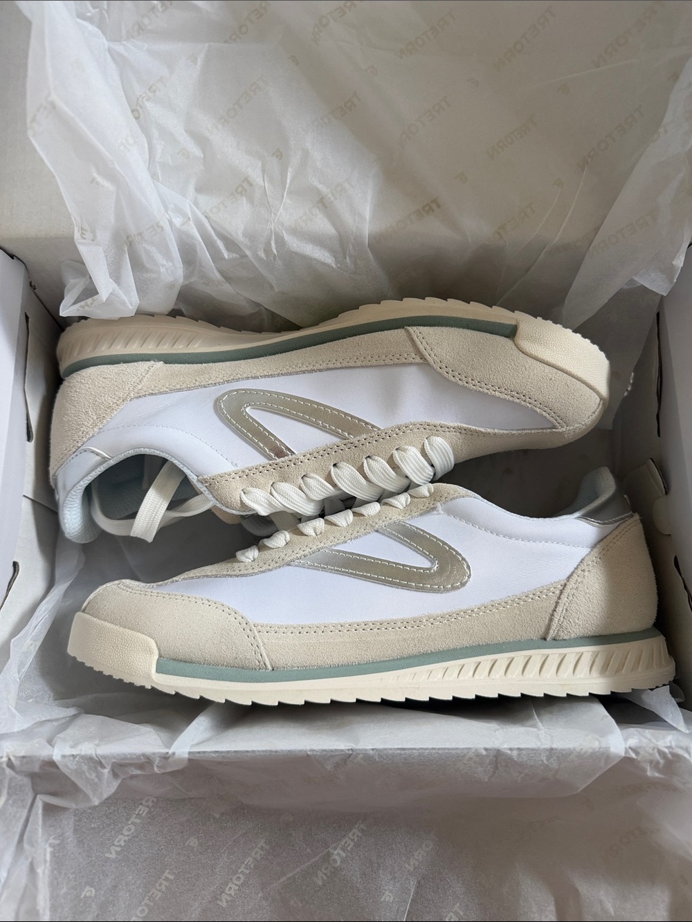 New in Box TRETORN RAWLINS 2.0
SNEAKERS